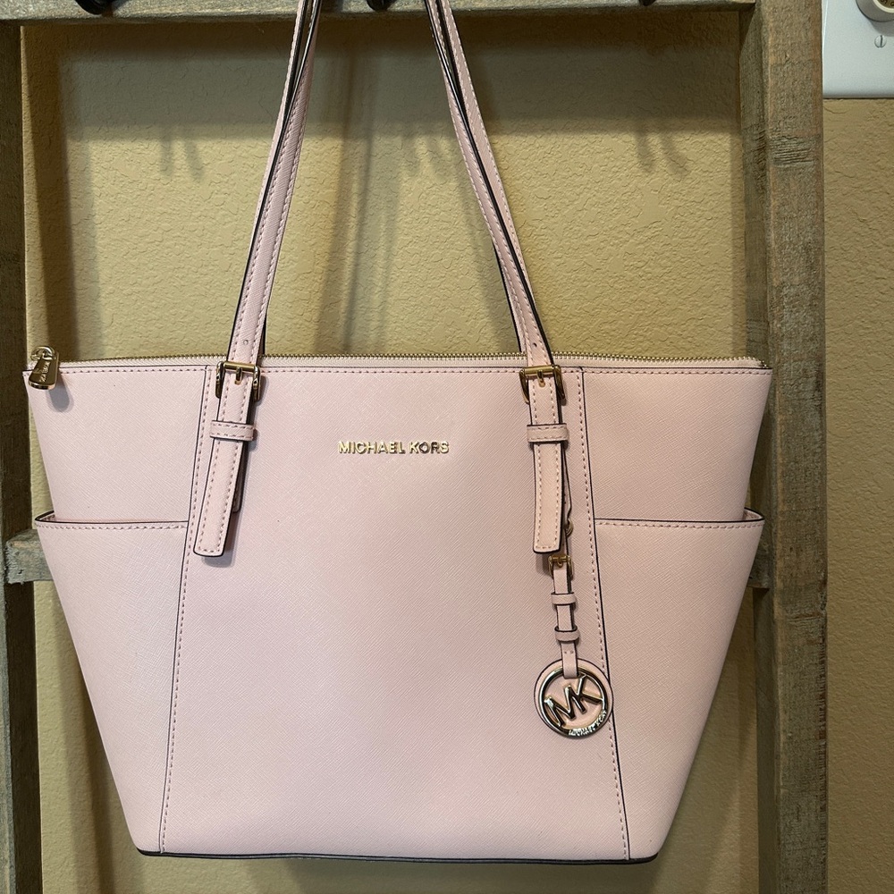 Michael Kors Pink Tote Bag with Modern Minimalist Design